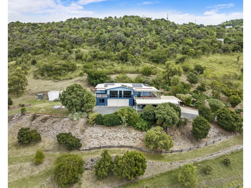 11 Lynda Court, Glencoe QLD 4352