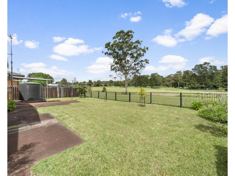 1 Balanga Court, South Toowoomba QLD 4350