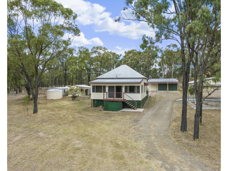80 Golf Course Road, Goombungee QLD 4354