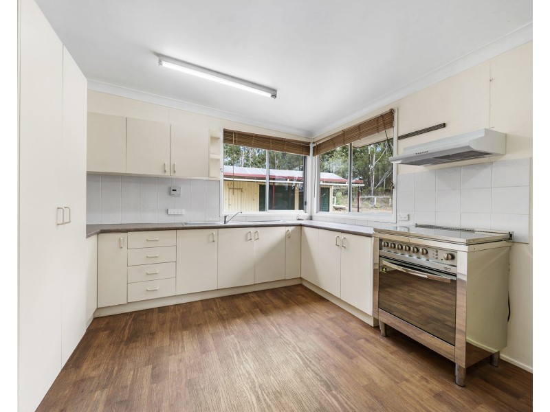 80 Golf Course Road, Goombungee QLD 4354