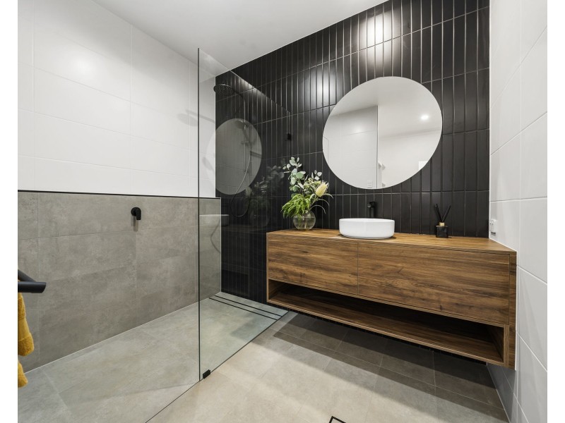 2/24 O’Neill Circuit, Kearneys Spring QLD 4350