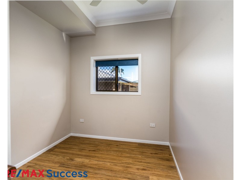 43 Merino Street (Granny Flat), Harristown QLD 4350