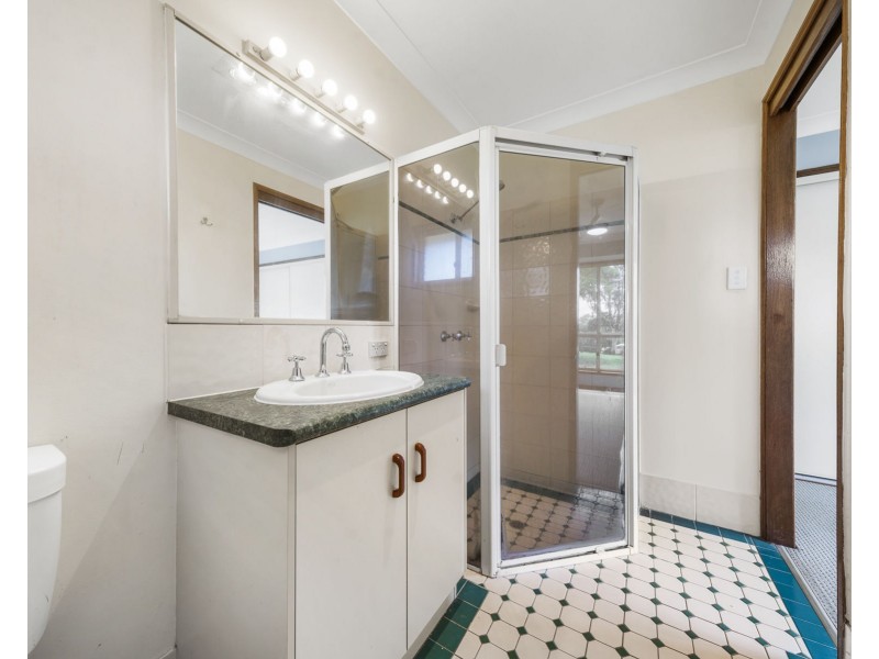 7 Denaid Street, Highfields QLD 4352