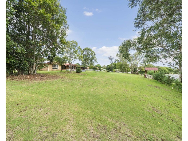 7 Denaid Street, Highfields QLD 4352