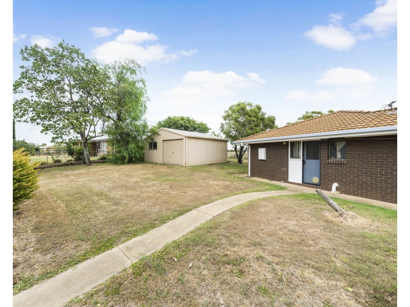95 Lorrimer Street, Oakey QLD 4401
