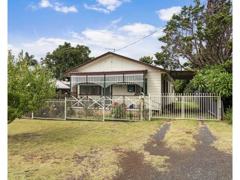 20 Gatfield Street, Newtown QLD 4350