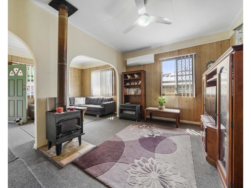 20 Gatfield Street, Newtown QLD 4350