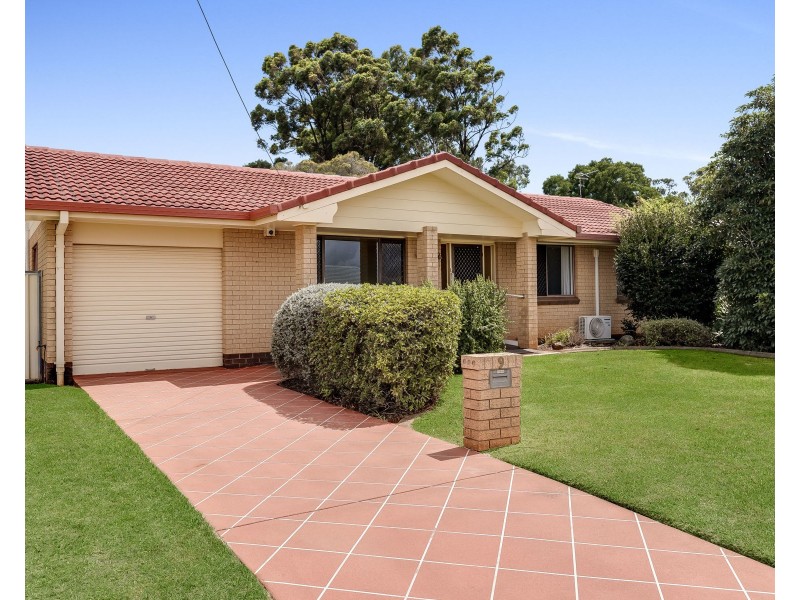 9 Bischof Street, Wilsonton Heights QLD 4350
