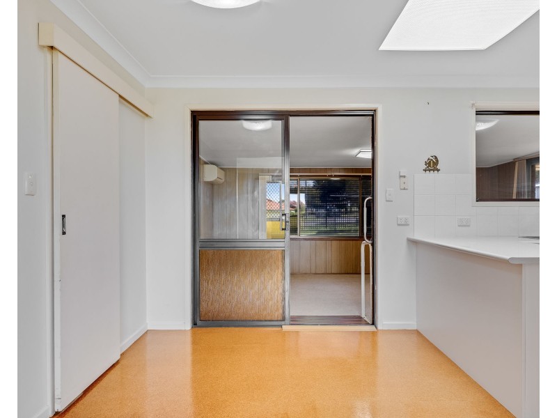 9 Bischof Street, Wilsonton Heights QLD 4350