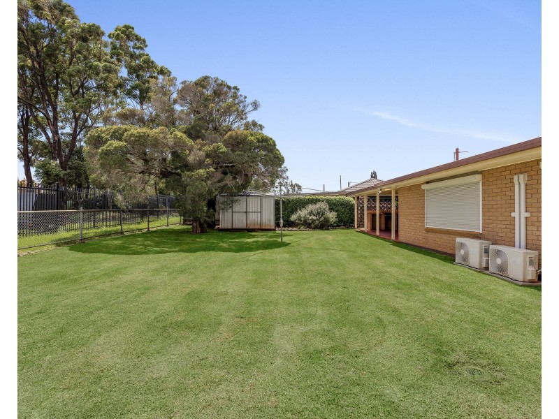 9 Bischof Street, Wilsonton Heights QLD 4350