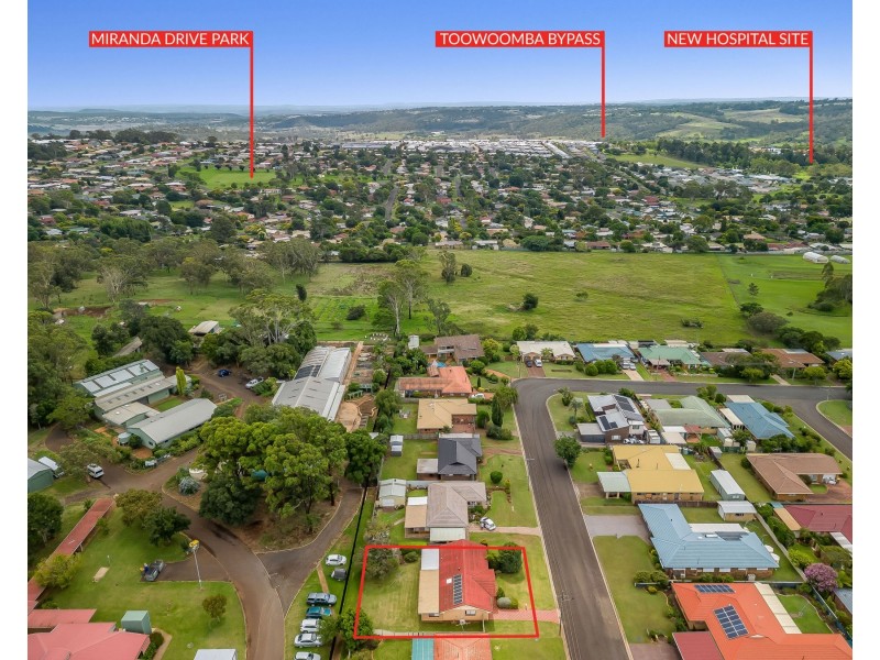 9 Bischof Street, Wilsonton Heights QLD 4350
