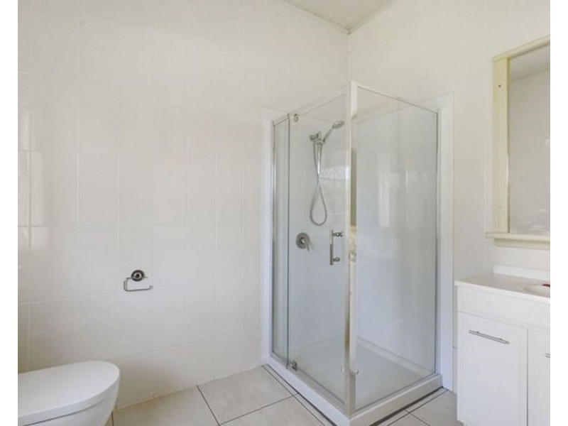 9 Newington Street, North Toowoomba QLD 4350