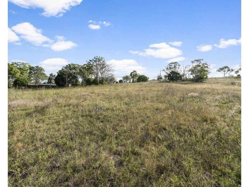 260 Old Homebush Road, Gowrie Junction QLD 4352