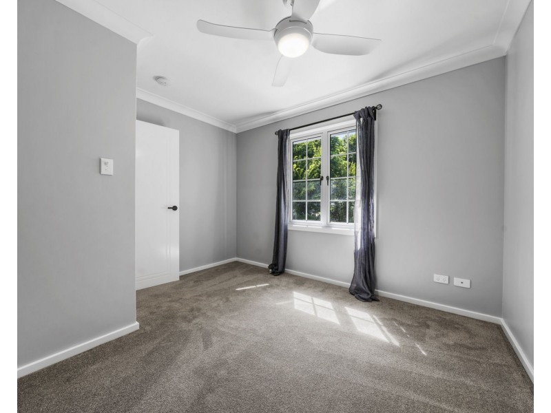 14 Messines Street, Harlaxton QLD 4350