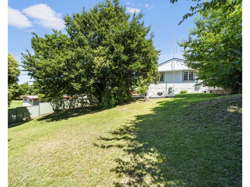 14 Messines Street, Harlaxton QLD 4350
