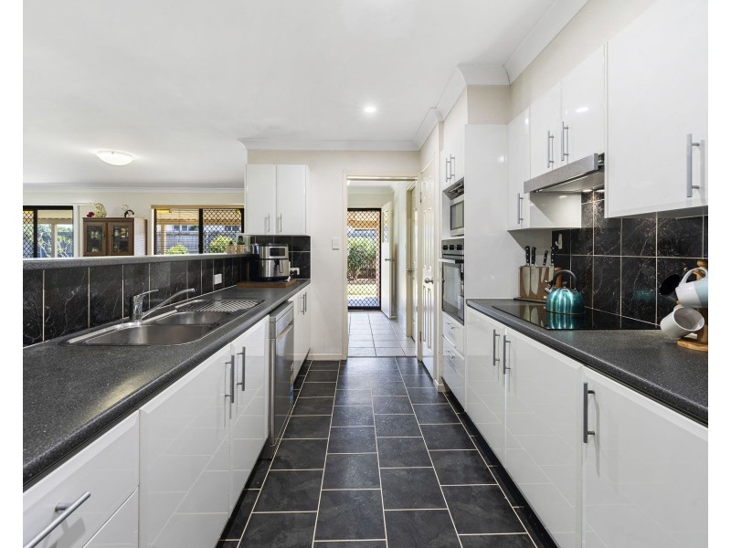 30 Elizabeth Street, Westbrook QLD 4350