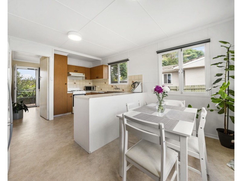 7 Hanlon Street, Newtown QLD 4350