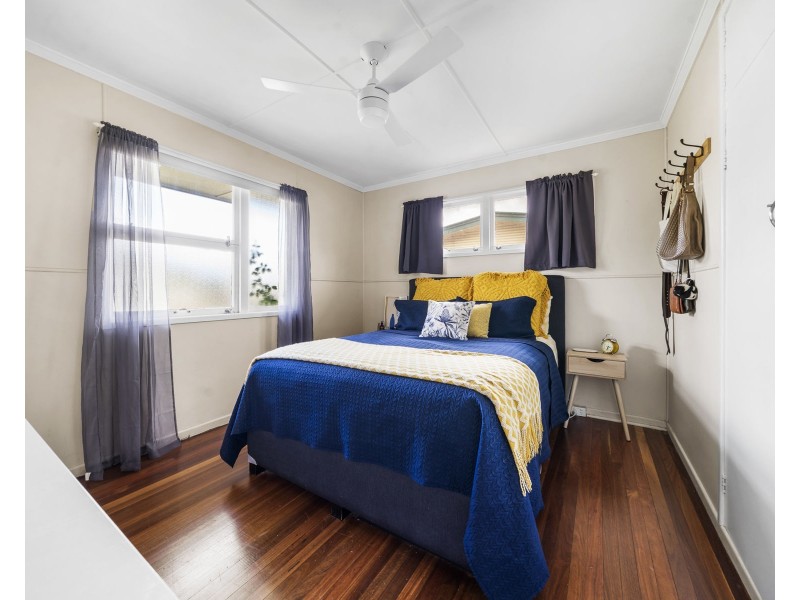 7 Hanlon Street, Newtown QLD 4350