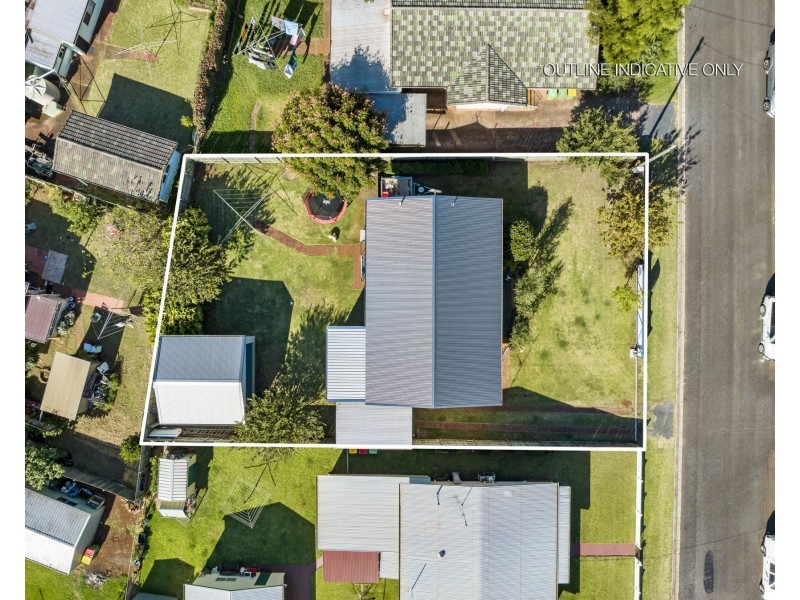 7 Hanlon Street, Newtown QLD 4350
