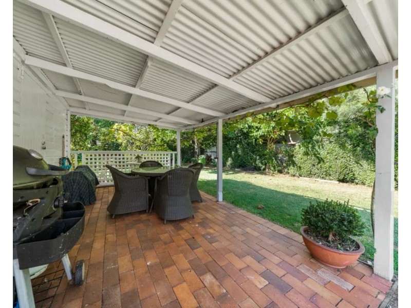 167 Campbell Street, Newtown QLD 4350