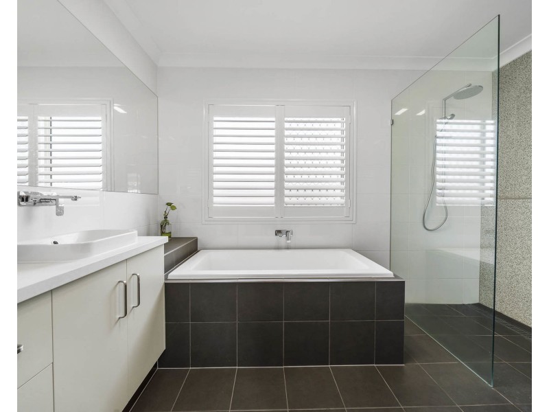 5 Wingrove Street, Highfields QLD 4352