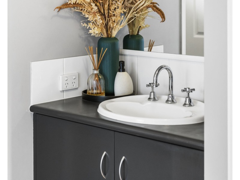 12 Rogers Drive, Highfields QLD 4352