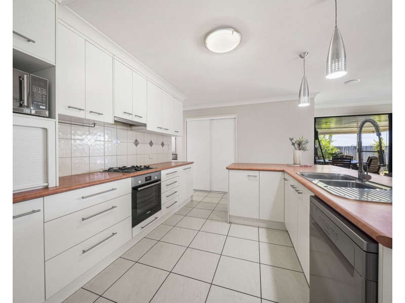 627 Hume Street, Kearneys Spring QLD 4350