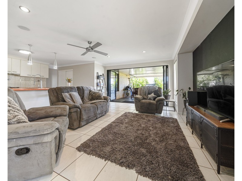 627 Hume Street, Kearneys Spring QLD 4350
