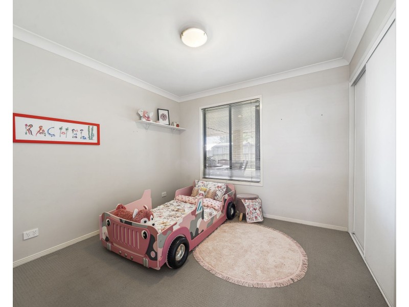 627 Hume Street, Kearneys Spring QLD 4350