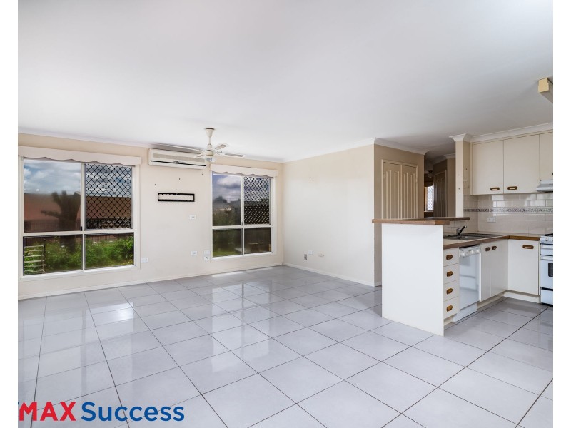 1/2 Brunckhorst Drive, Kearneys Spring QLD 4350