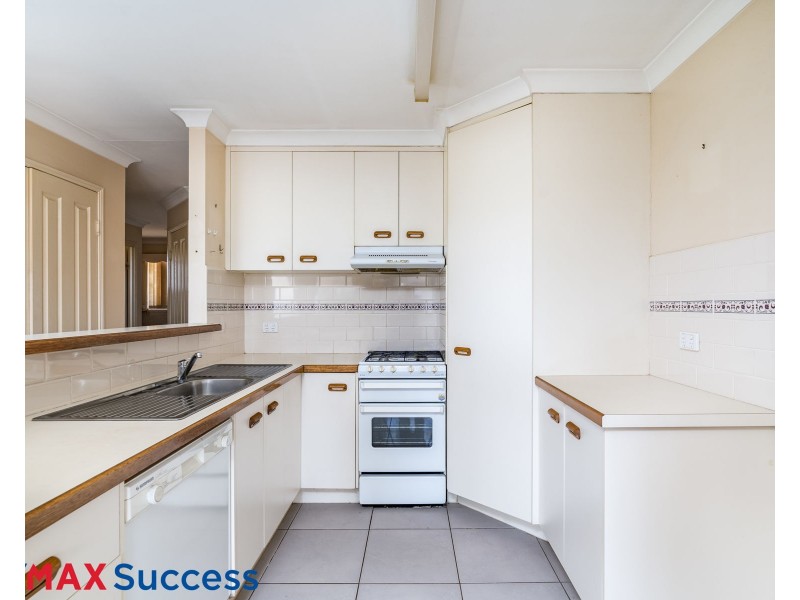 1/2 Brunckhorst Drive, Kearneys Spring QLD 4350