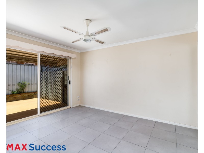 1/2 Brunckhorst Drive, Kearneys Spring QLD 4350