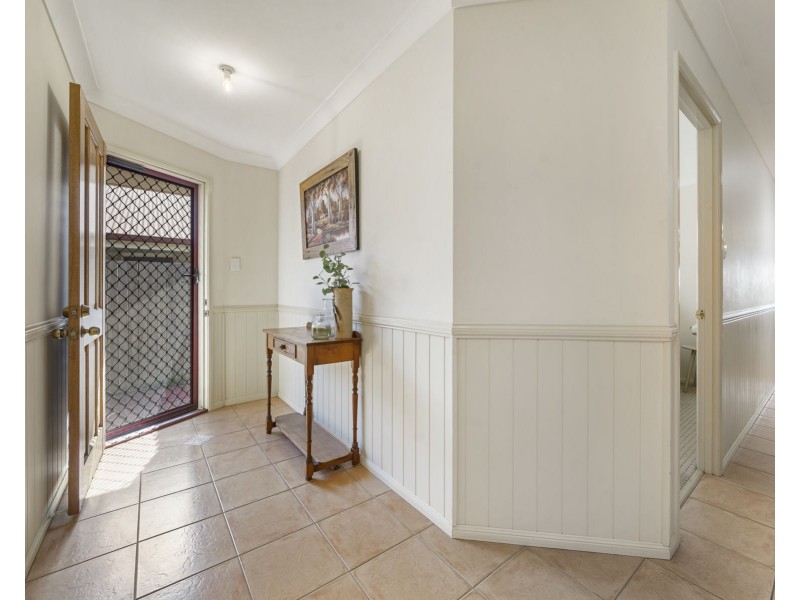 2/63 Boshammer Street, Rangeville QLD 4350