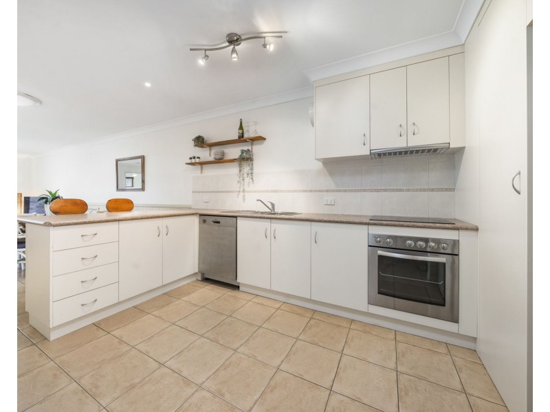 2/63 Boshammer Street, Rangeville QLD 4350