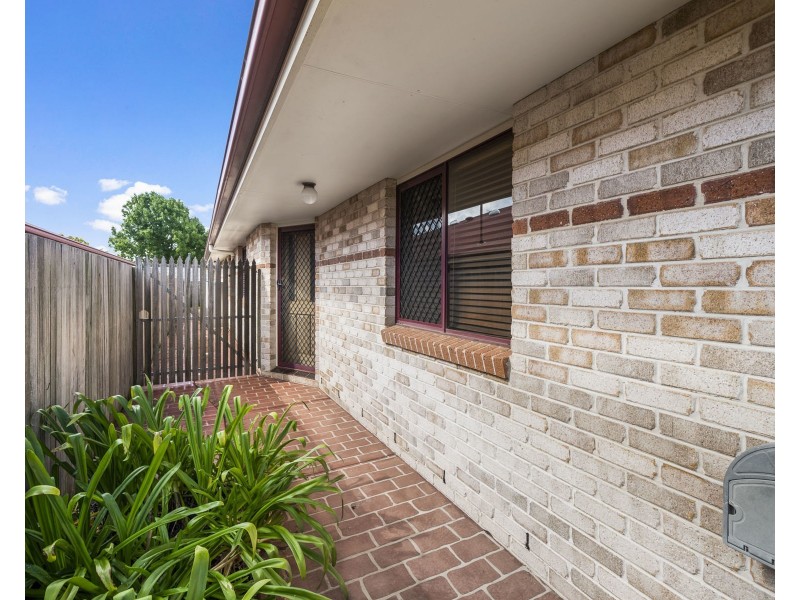 2/63 Boshammer Street, Rangeville QLD 4350