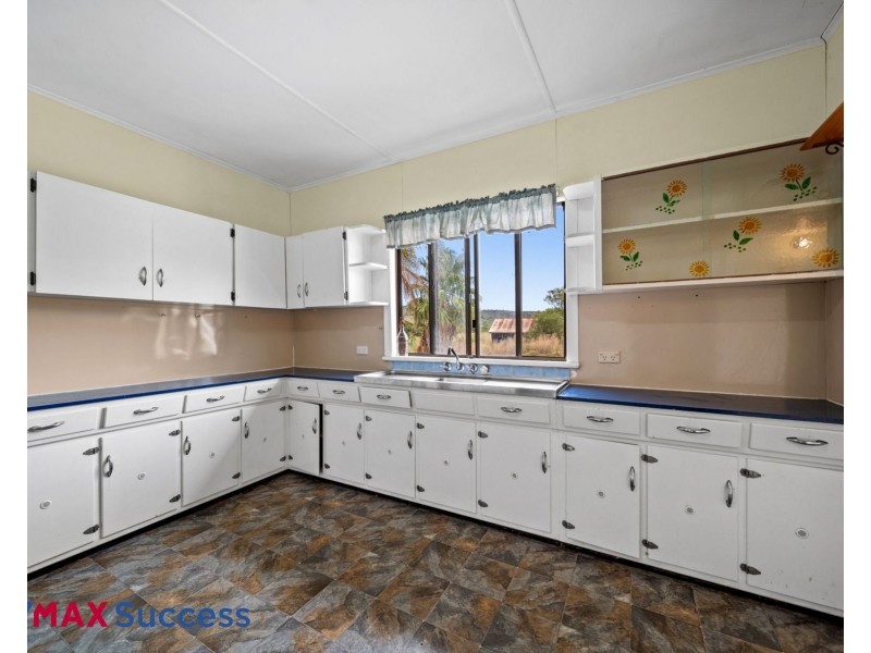 81 Glencoe-Yalangur Road, Glencoe QLD 4352