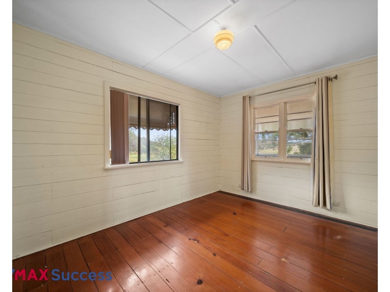 81 Glencoe-Yalangur Road, Glencoe QLD 4352