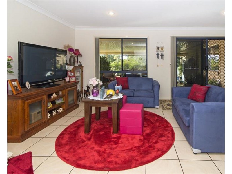 12 Highland Park Road, Meringandan West QLD 4352