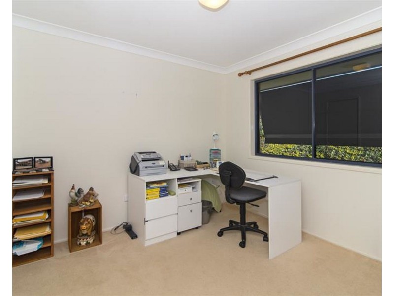 12 Highland Park Road, Meringandan West QLD 4352