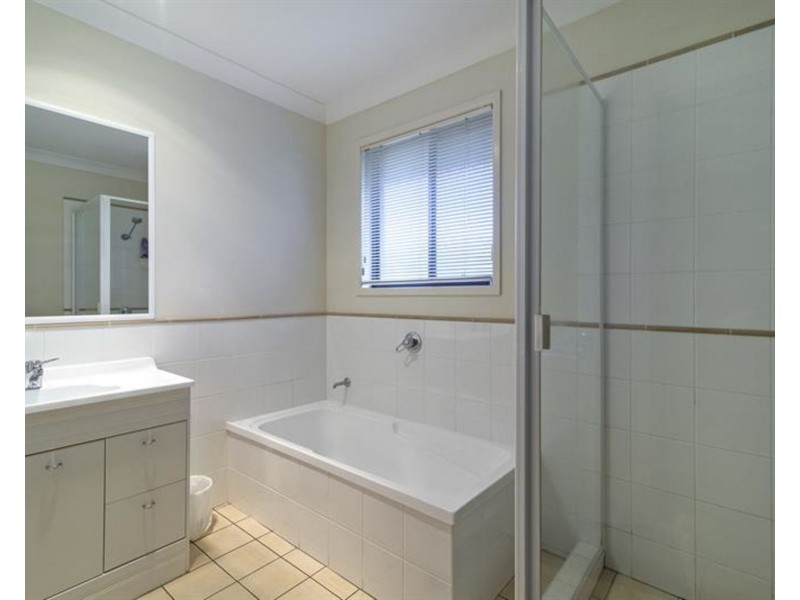 12 Highland Park Road, Meringandan West QLD 4352