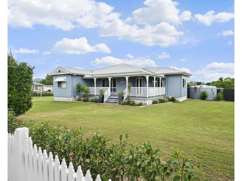 1 Belmore Drive, Withcott QLD 4352