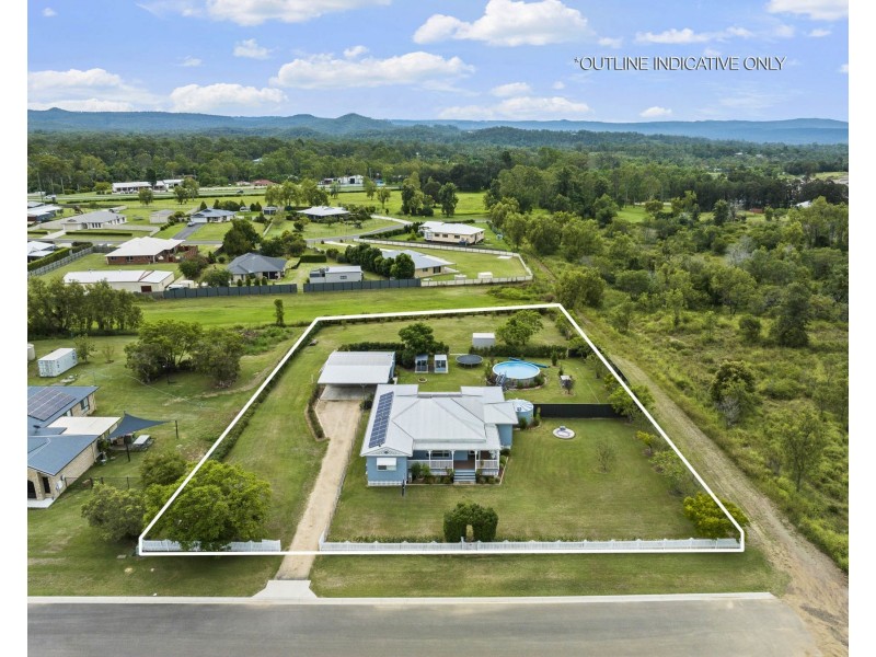 1 Belmore Drive, Withcott QLD 4352