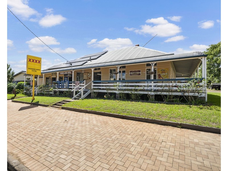 58 Mocatta Street, Goombungee QLD 4354