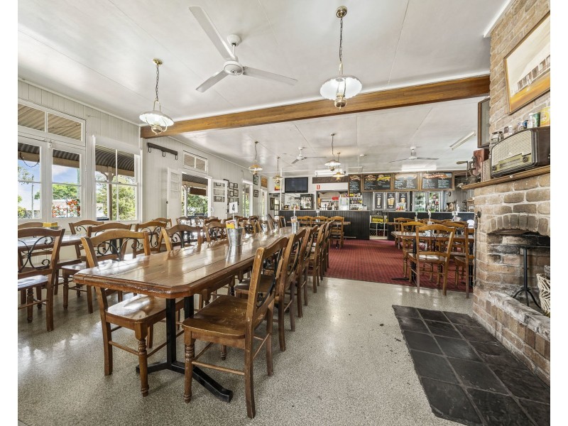 58 Mocatta Street, Goombungee QLD 4354