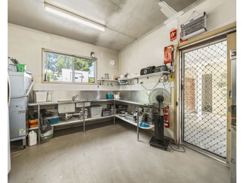 58 Mocatta Street, Goombungee QLD 4354