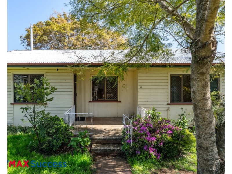17 Power Street, Harristown QLD 4350