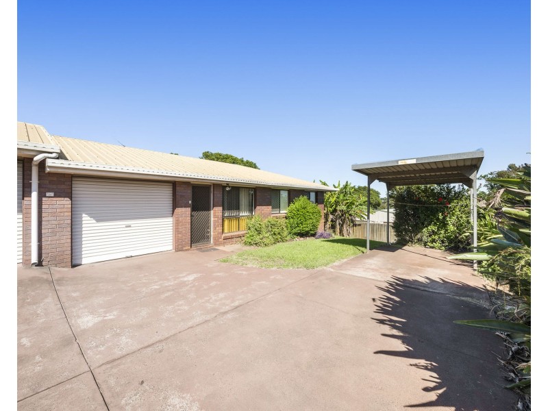 1 & 2/71 Ruthven Street, Harlaxton QLD 4350