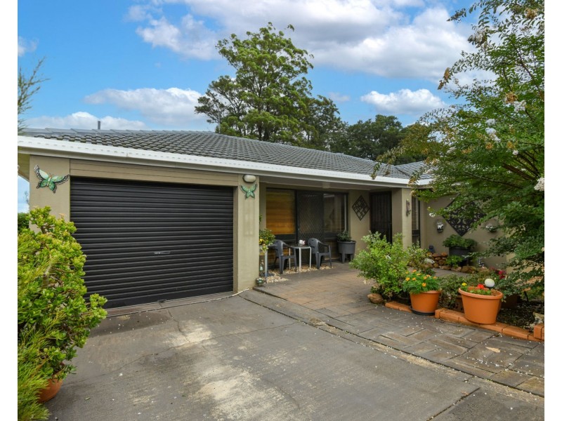 28 Jellicoe Street, Mount Lofty QLD 4350