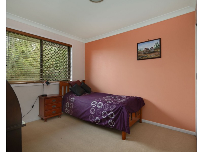 28 Jellicoe Street, Mount Lofty QLD 4350