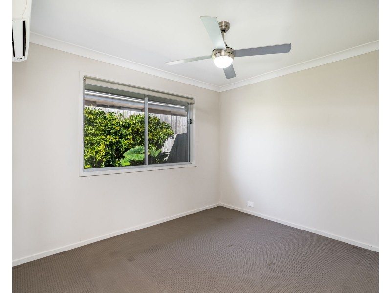 1/4 Grace View Street, Darling Heights QLD 4350